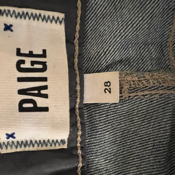 Paige Jeans
Style: Jimmy Jimmy Skinny
Size: 28
Color: Light Blue-patching - Picture 4 of 5